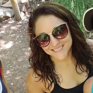 Meet your Posher, Janelle